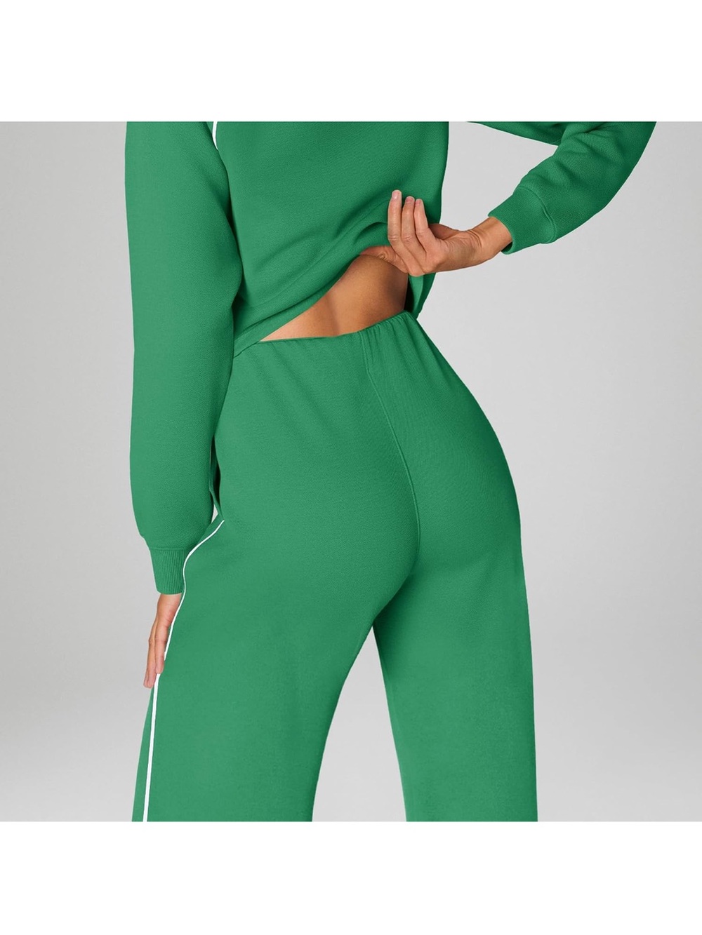 Green Wide-Leg Zip-Neck Jumpsuit with White Piping easy potty feature 💚 - Picture 5 of 7